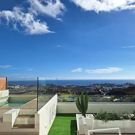 Apartment Malavamos One Heights *